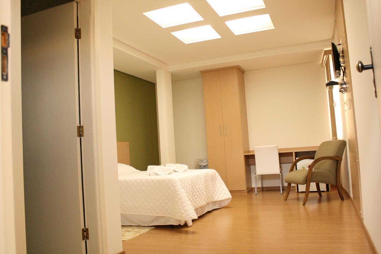 Hotel Colonial Gold *